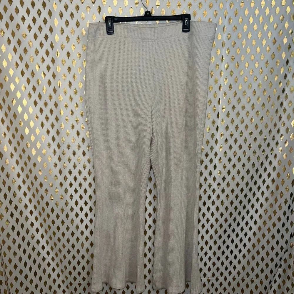 Aerie white waffle knit athletic wear loungewear sweatpants light cream nude siz